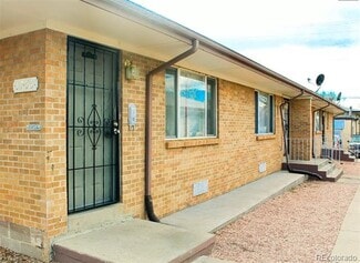 Building Photo - 1755 Chester St