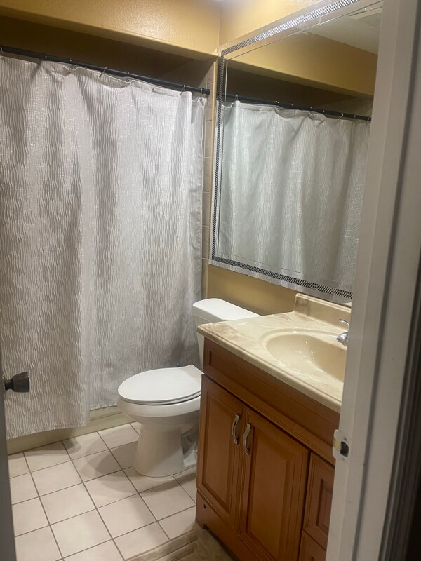 Foto del edificio - 3330 Laurel View Dr