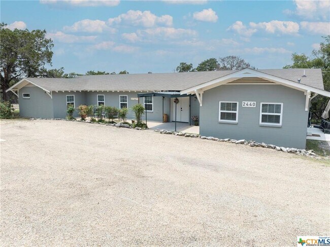 Building Photo - 2440 Sportsman Club Rd