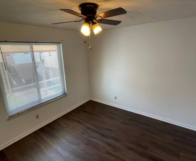 Foto del edificio - 737 10th Ave