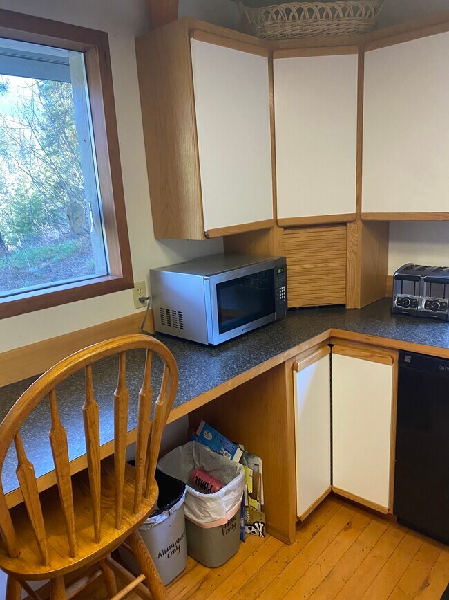 6312 Alder Ct Unit 1, Wenatchee, WA 98801 Condo for Rent in Wenatchee