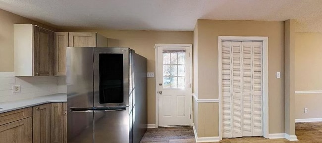 Foto del edificio - 421 Constitution Dr