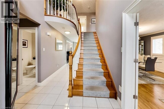 Building Photo - 12 Highbury Dr