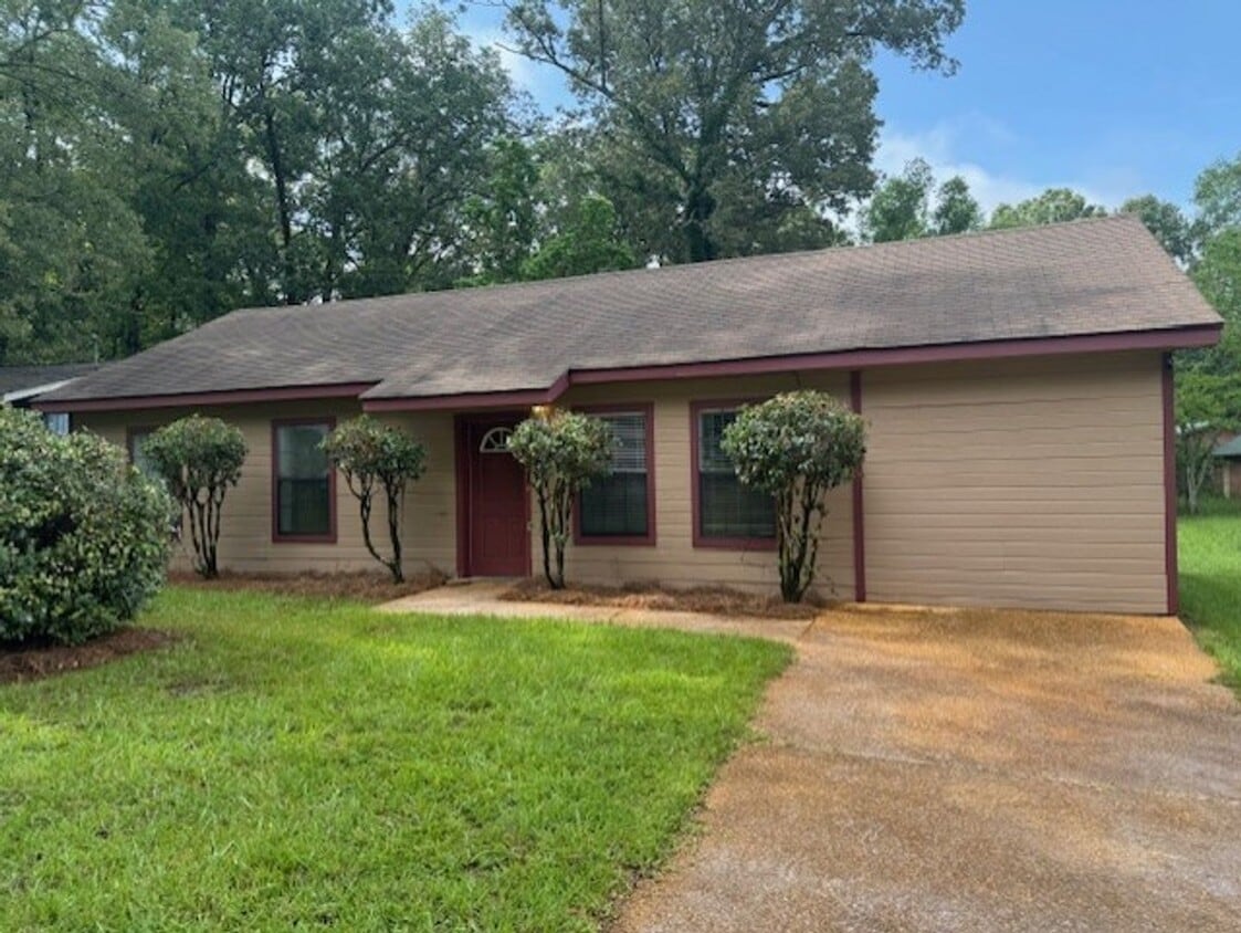 Nice 4 Bedroom Home! - Nice 4 Bedroom Home in Byram!