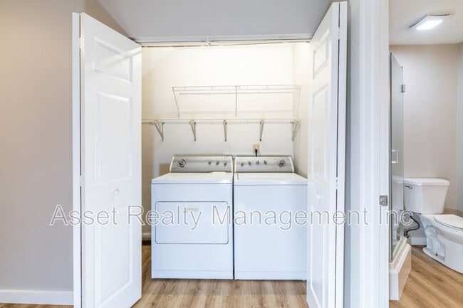 Foto del edificio - 2705 Sood Rd