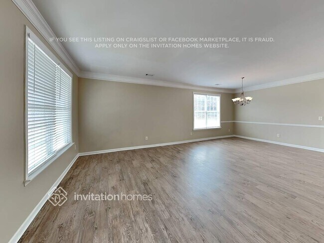 Building Photo - 1702 Sahale Falls Dr