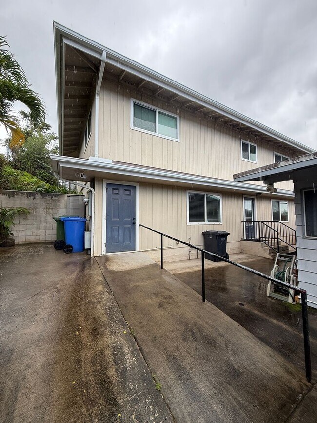 Building Photo - 45-561-561 Awapapa Pl