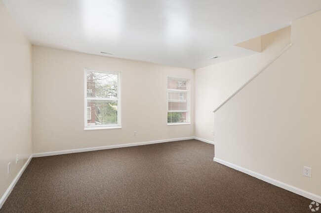 Interior Photo - College Hill Apartments