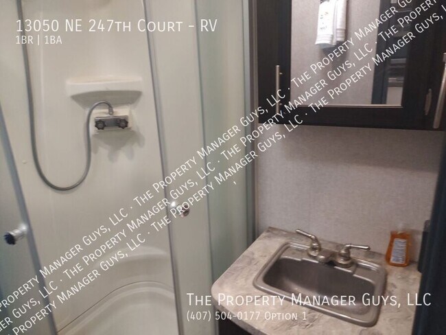 Foto del edificio - 13050 NE 247th Ct