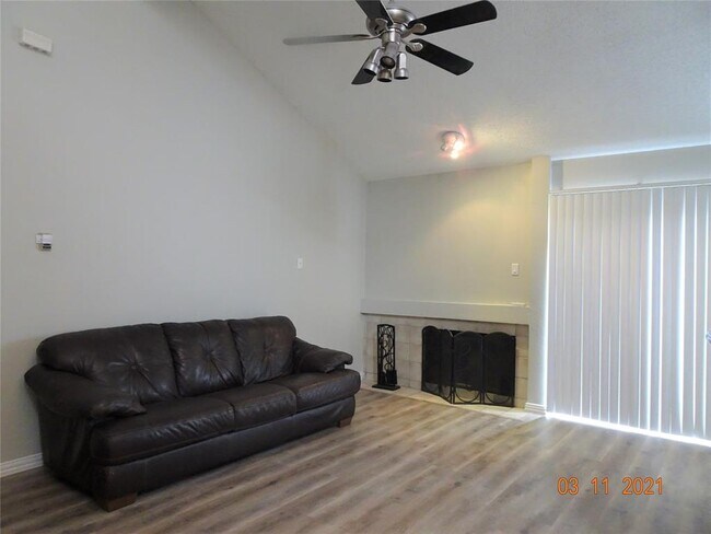Foto del edificio - 4242 N Capistrano Dr