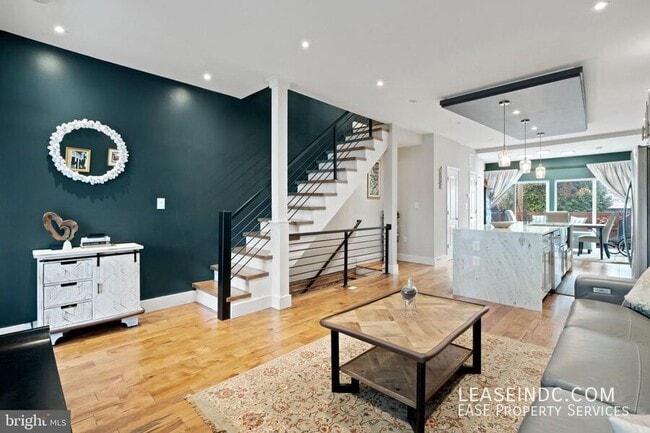 Foto del edificio - 1272 Oates St NE