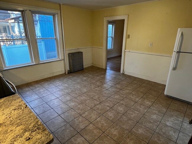Building Photo - 79 Hawley St