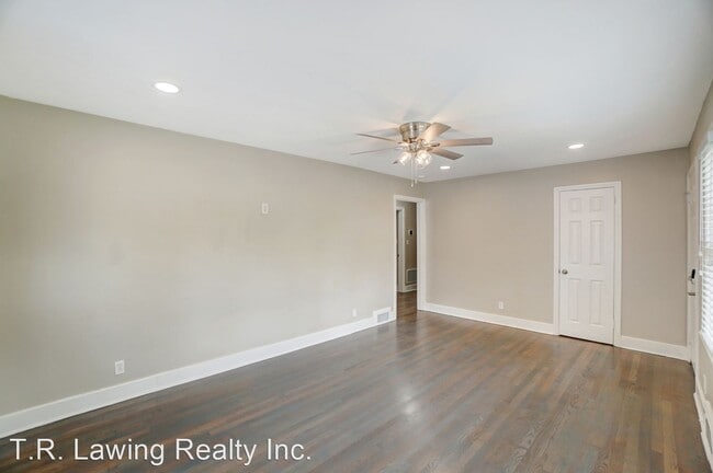 Building Photo - 3 br, 1.5 bath House - 1809 St. Paul Street
