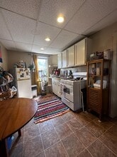 Building Photo - 320 Stewart St