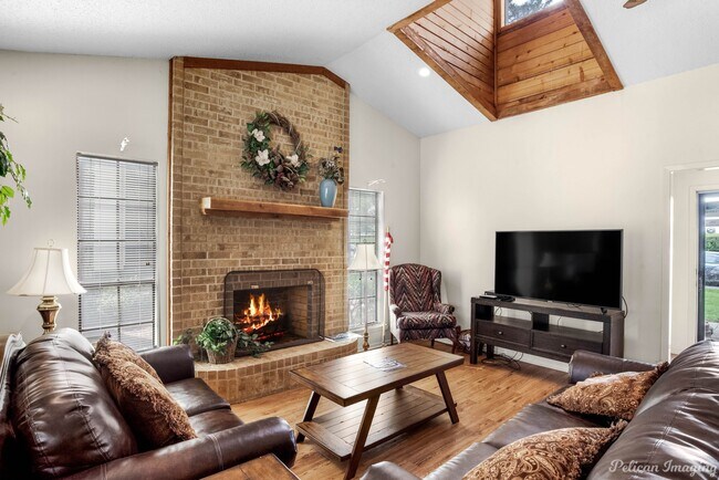 3101 W Houston St Marshall Tx 75670 Realtor Com