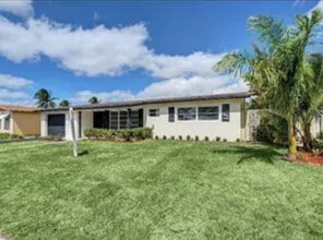 Building Photo - 219 SE 13th St