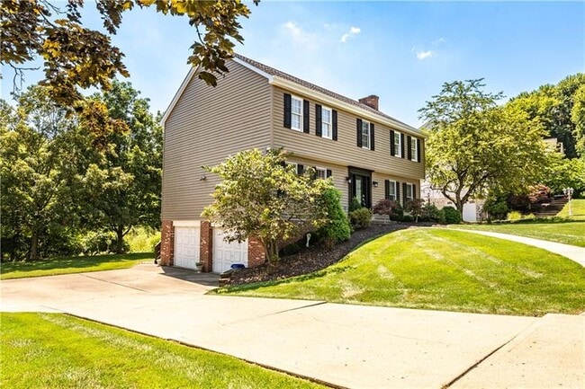 Building Photo - 238 Cumberland Dr