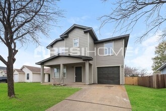 Building Photo - 1703 Red Cloud Dr