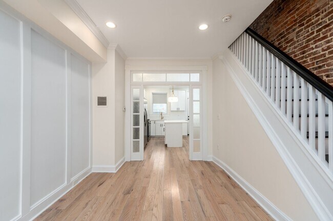 Foto del edificio - 432 S Robinson St