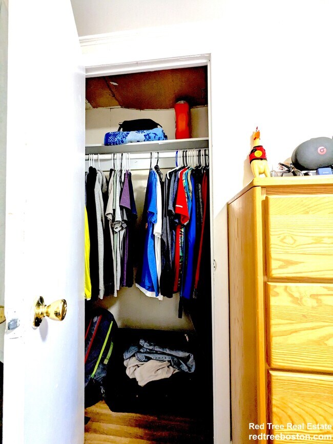 Foto del edificio - 19 Brighton Ave