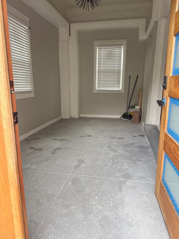 Foto del edificio - 1629 Netherwood Ave