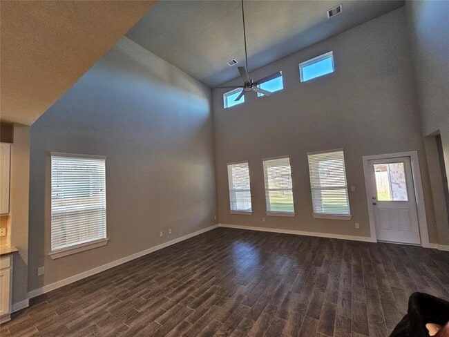 Building Photo - 5419 Sunstone Cir