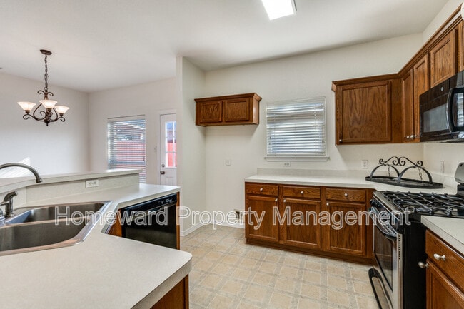 Building Photo - 1036 Liberty Cir