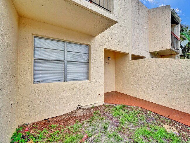 Building Photo - 3688 SW 59th Ave