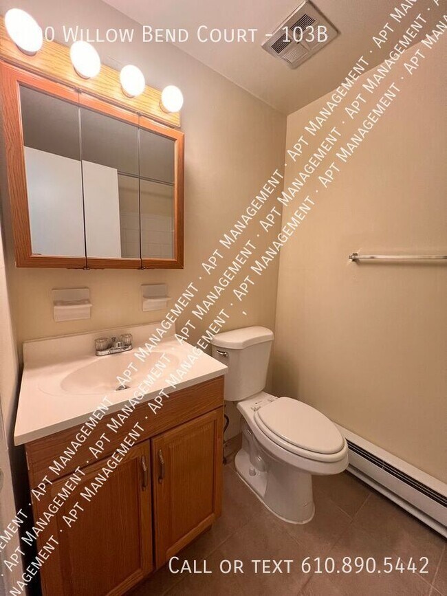 Foto del edificio - 100 Willow Bnd Ct