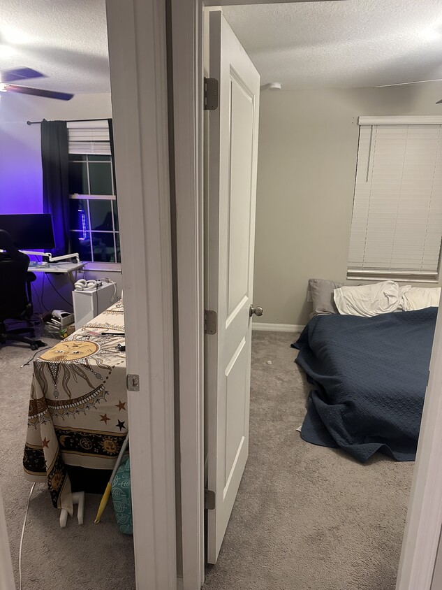 Building Photo - 16504 Delia St