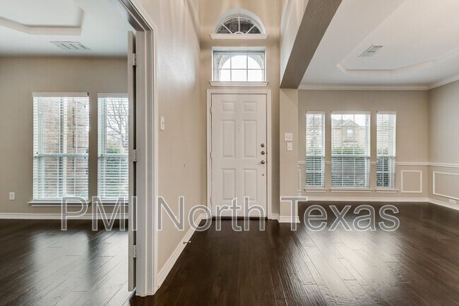 Foto del edificio - 13682 Dutch Hollow Dr