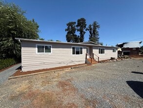 Building Photo - 12601 SE Kimsey Rd