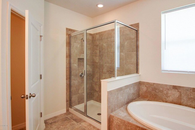 Foto del edificio - 5059 SW 56th St
