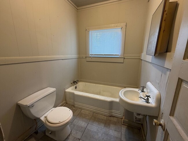 Foto del edificio - 1 Bed, 1 Bath Home Available in Lafayette!