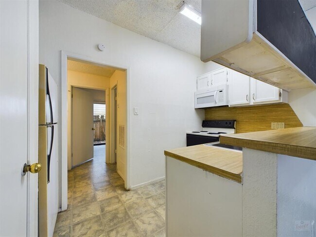 Building Photo - 2815 Rio Grande St