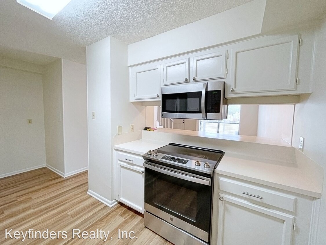 Primary Photo - 1 br, 1.5 bath House - 5110 Butter Creek L...