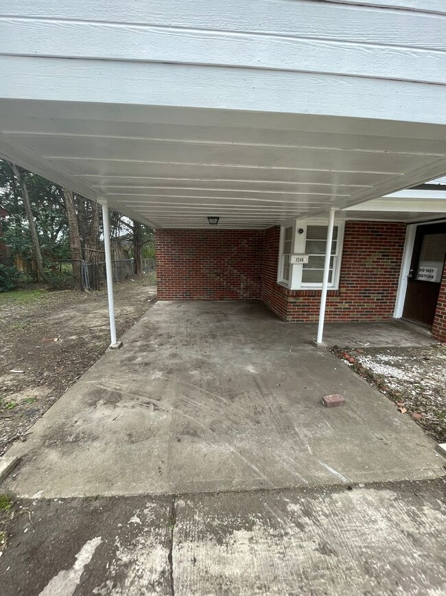 Foto del edificio - ** 3 bed 1 bath located in Druid Hills ** ...