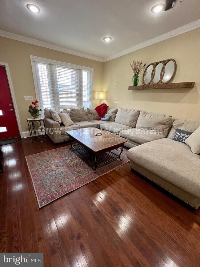 Foto del edificio - 2441 S Philip St