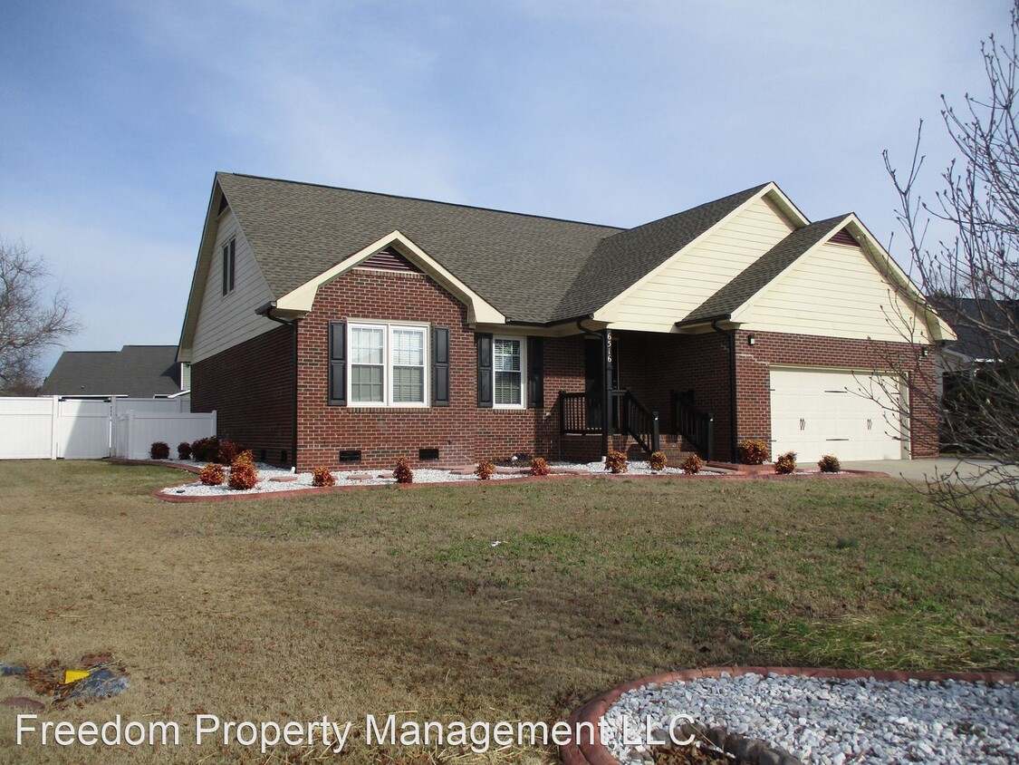 Primary Photo - 4 br, 3 bath House - 6516 Jacobs Creek
