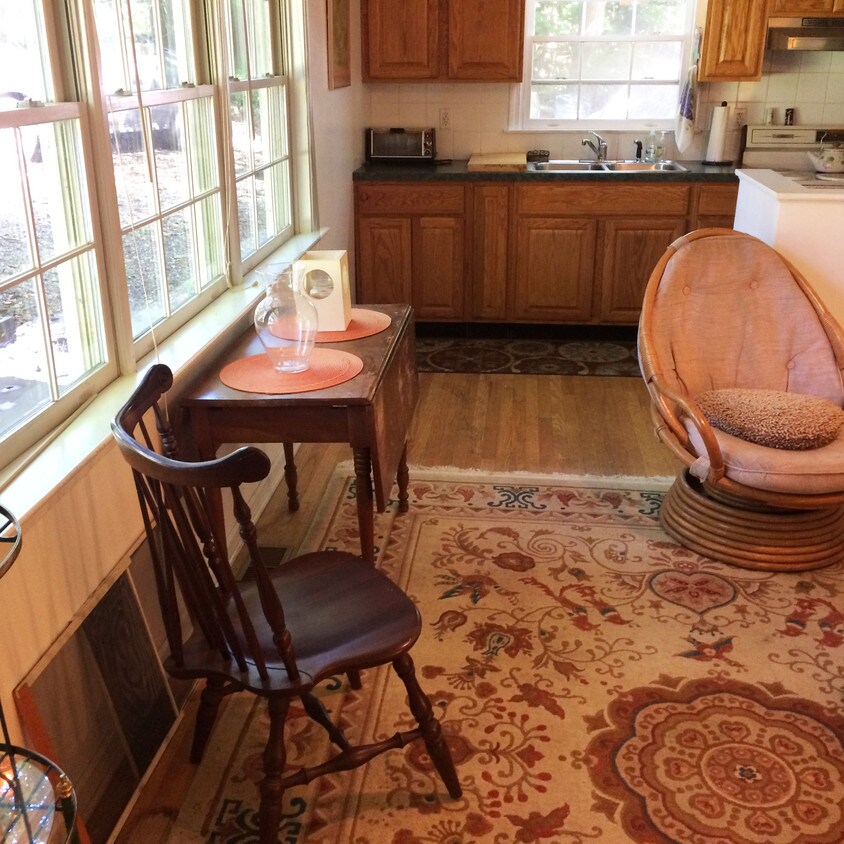 19 Ellery Ln, Westport, CT 06880 Apartments in Westport, CT