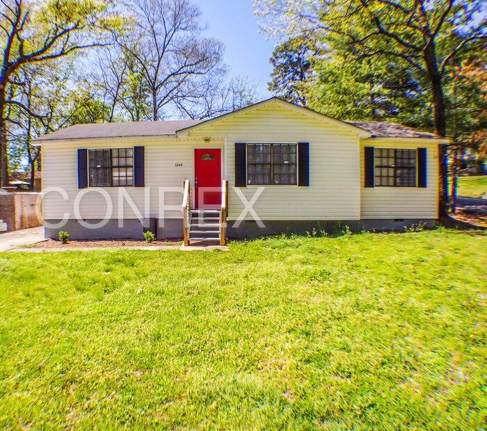 Primary Photo - 1240 Birchwood St