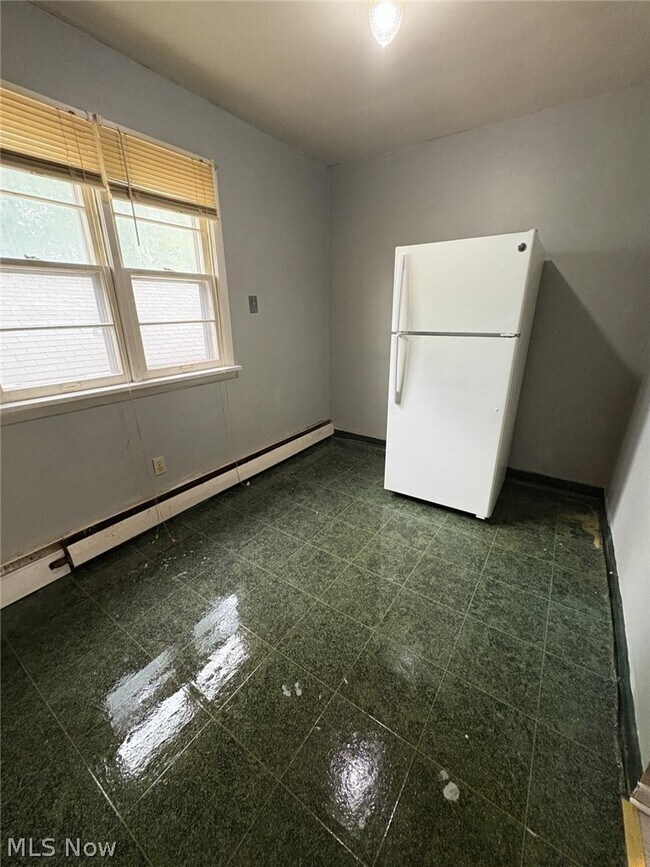 Foto del edificio - 3055 Hadley Ave