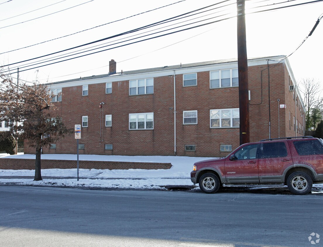 Foto del edificio - 139-145 Haledon Ave