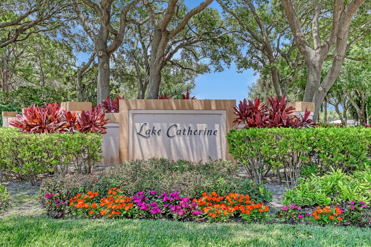 1301 Sun Terrace Ct, Palm Beach Gardens, FL 33403 Townhome Rentals in