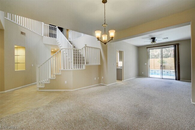 Foto del edificio - 9636 W Gilmore Ave