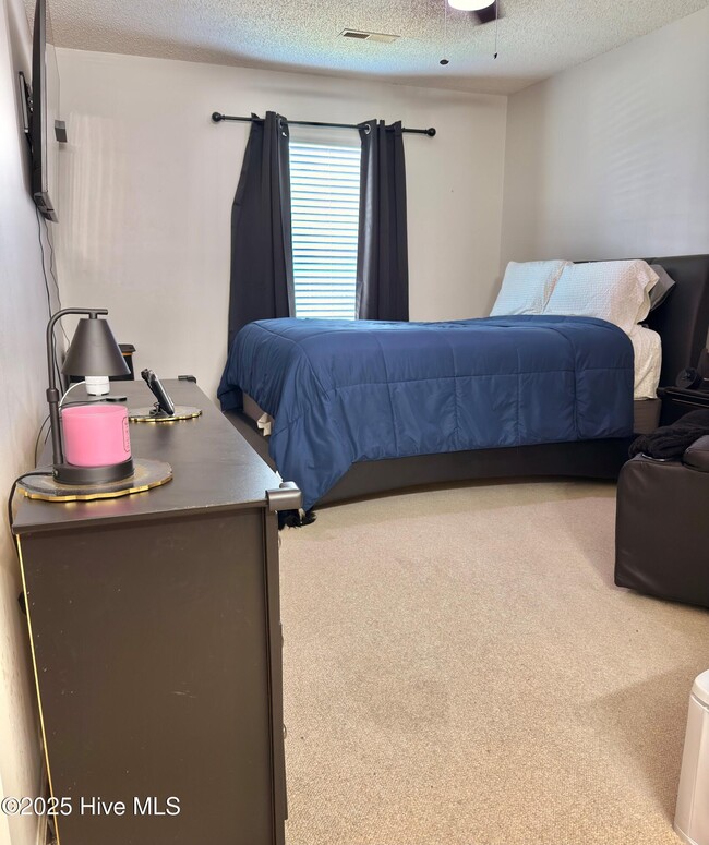Foto del edificio - 2940 Mulberry Ln