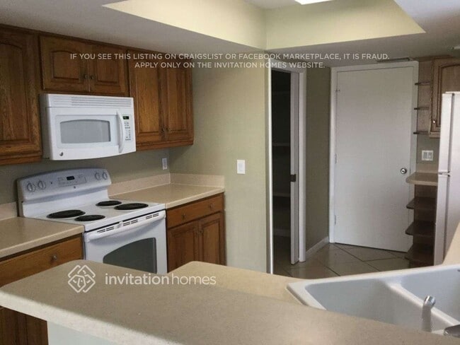 Foto del edificio - 5657 25th St Cir E