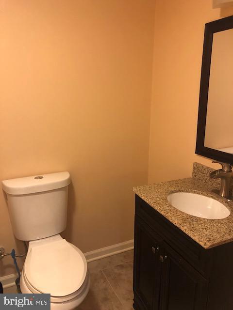 Building Photo - 628 Symphony Woods Dr
