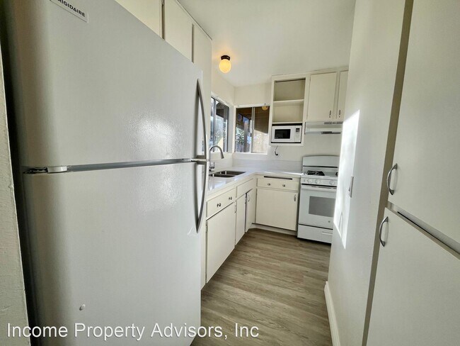 Building Photo - 2 br, 1 bath House - 1432 Panorama Ridge Rd.