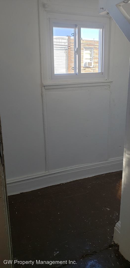 Building Photo - 321 E Roosevelt Blvd